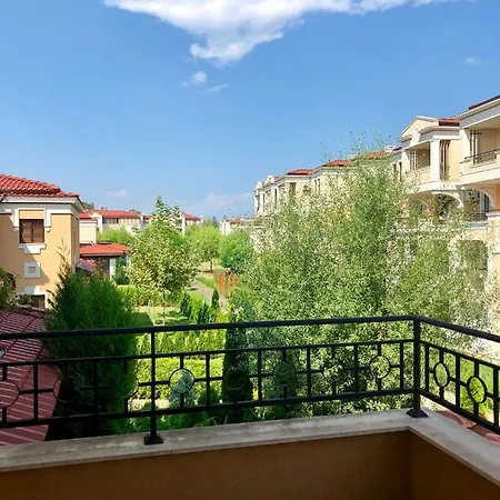 Apartment Green Life
